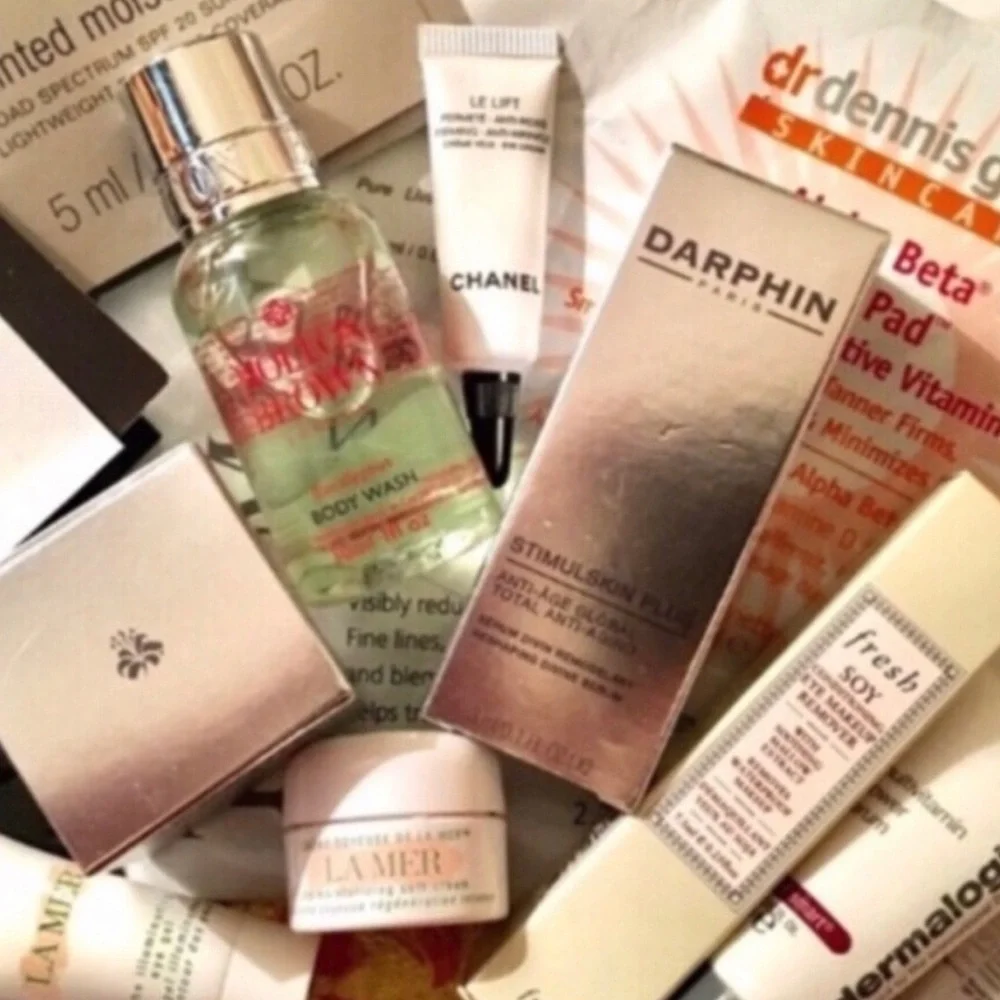 FREE LUXURY GIFTS WITH PURCHASE!!
